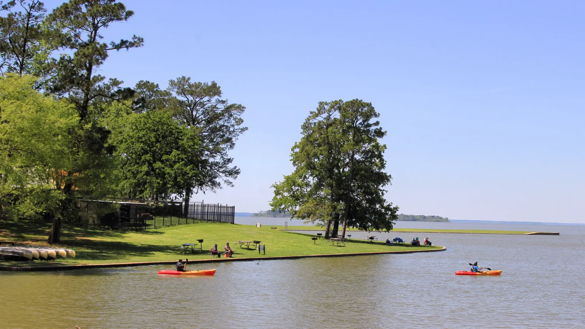 Lake Livingston State Park - Wikipedia